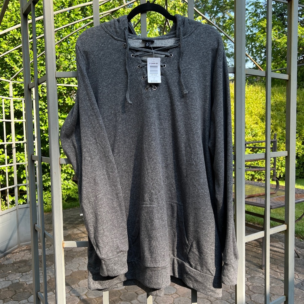 NWT Torrid Lace Up Hoodie - Size 2 (18-20)